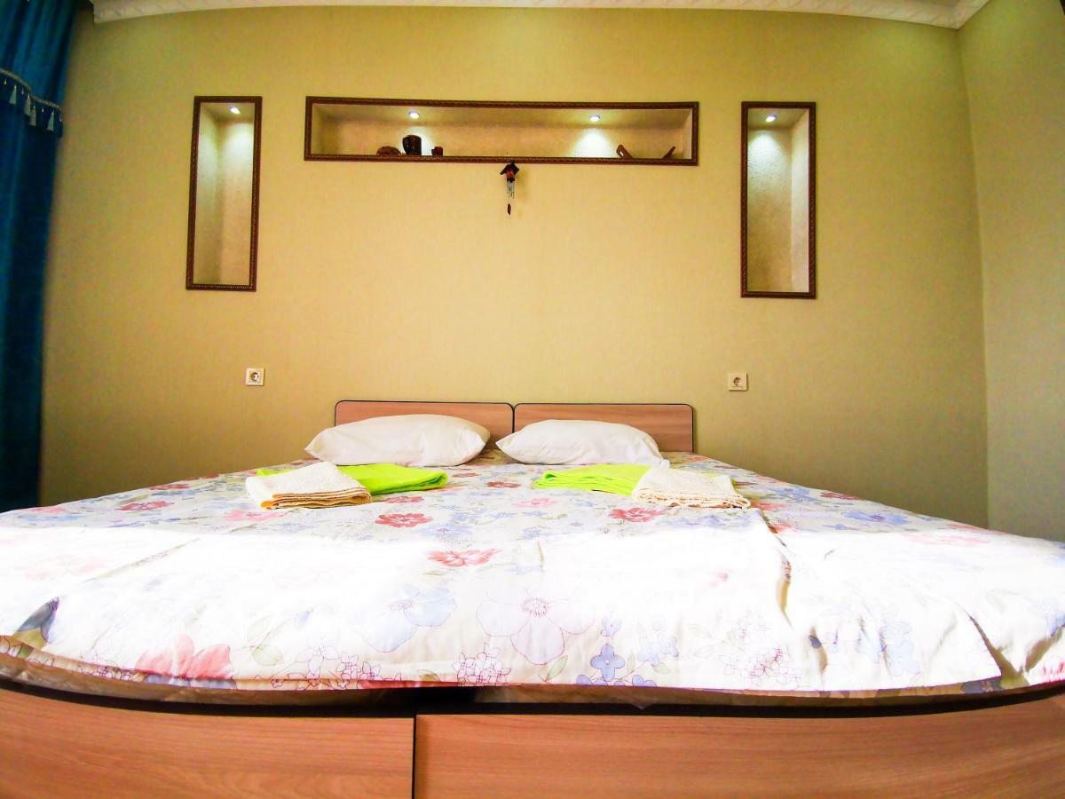 Kurak Homestay Bishkek Exterior photo
